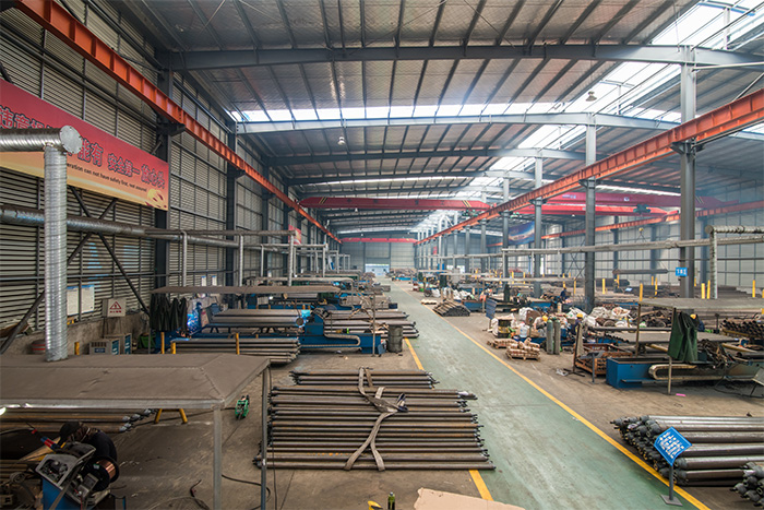 和龙网架焊接车间